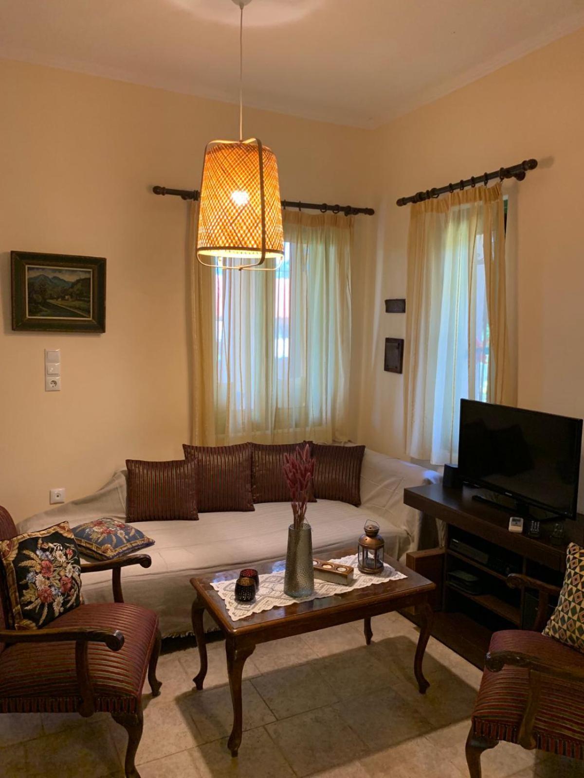 Marathias  The Lake House" -Trichonida Lake מראה חיצוני תמונה